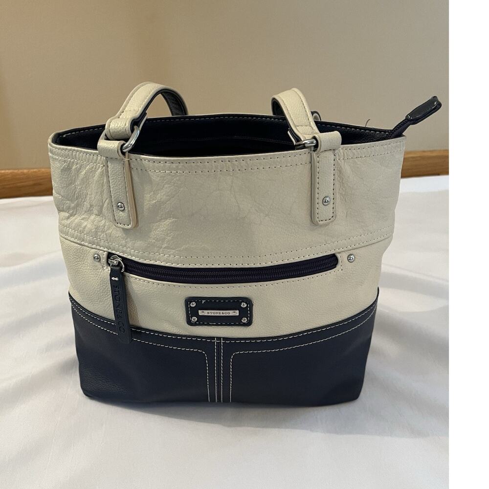 Stone & Co. Beige & Navy Leather Colorblock Shoulder Bag Purse